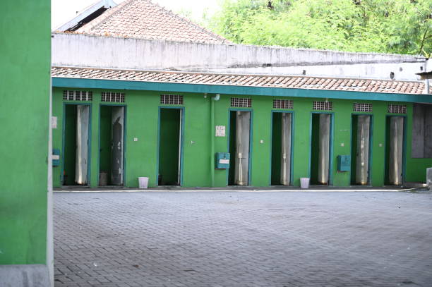 Best Portable toilet rental cost  in Loogootee, IN